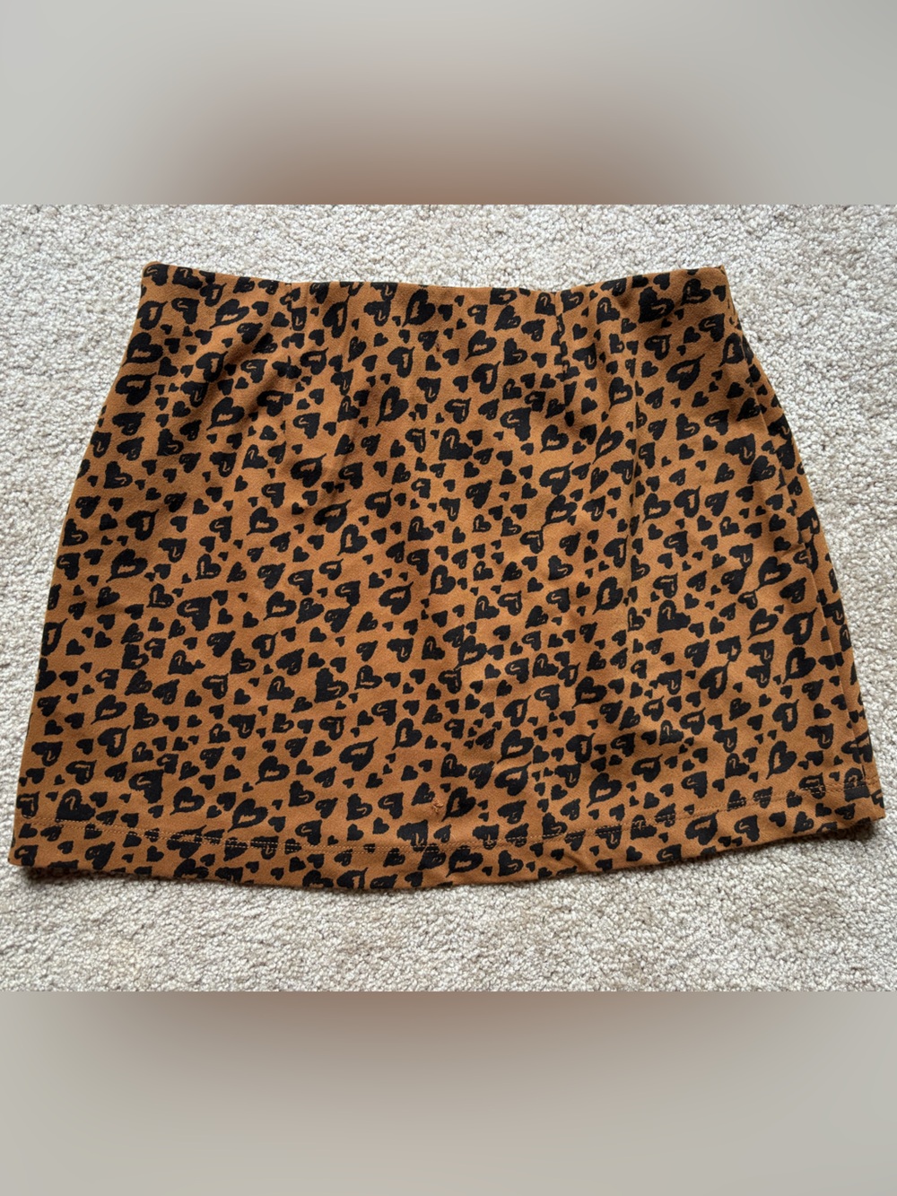 Old Navy Brown and Black Heart Leopard Patterned Skirt - Picture 3 of 9